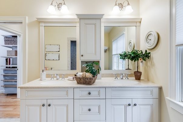 Bathroom, Dual Sink Vanities, Interior, Wood Texture Flooring