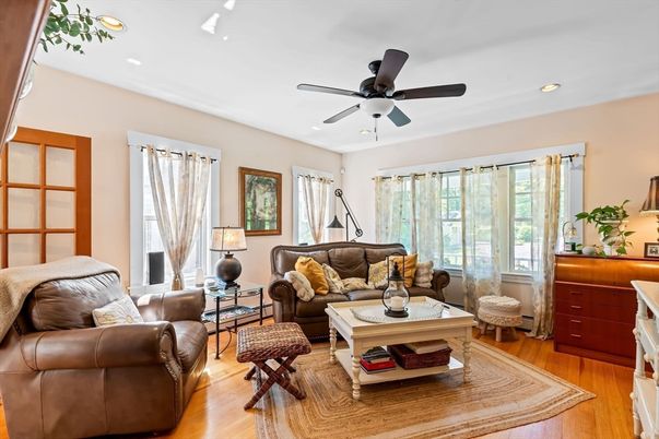 Chandelier, Dining room, Interior, Living room, Wood Texture Flooring