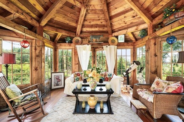 Exterior, Sun Room