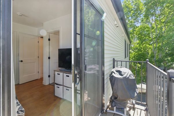 Exterior, Wood Texture Flooring