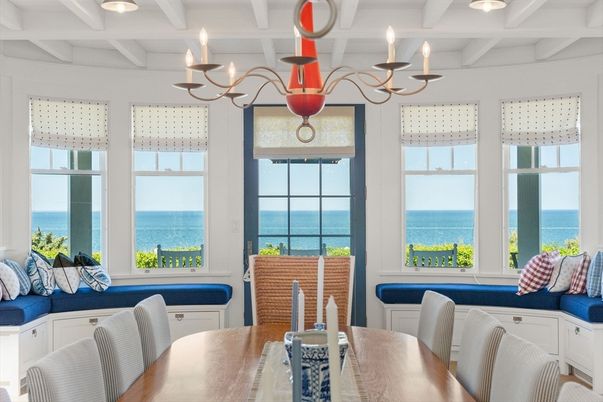Chandelier, Dining room, Interior, Water