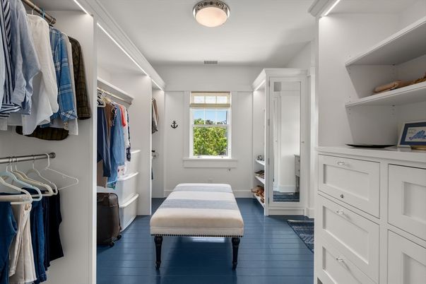 Interior, Walk-in Closets, Wood Texture Flooring