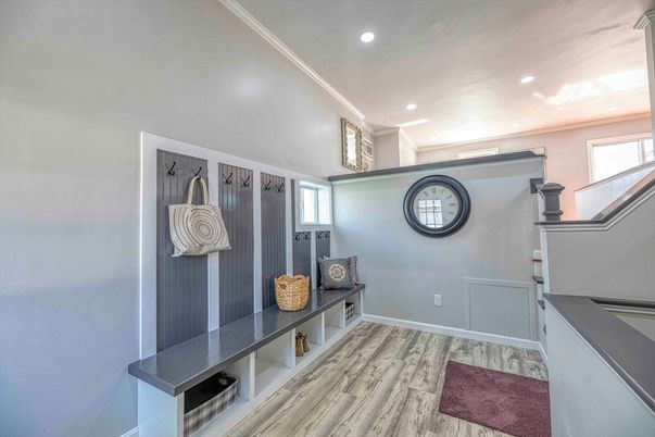 Interior, Recessed Lighting, Wood Texture Flooring