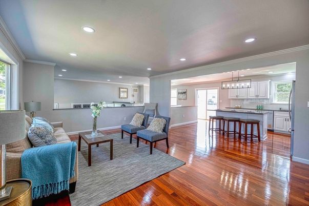 Interior, Kitchen, Living room, Pendant Lights, Recessed Lighting, Wood Texture Flooring