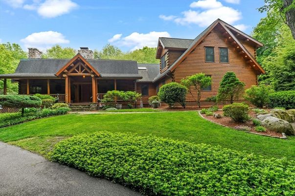 Backyard, Exterior, Facade, Log Home