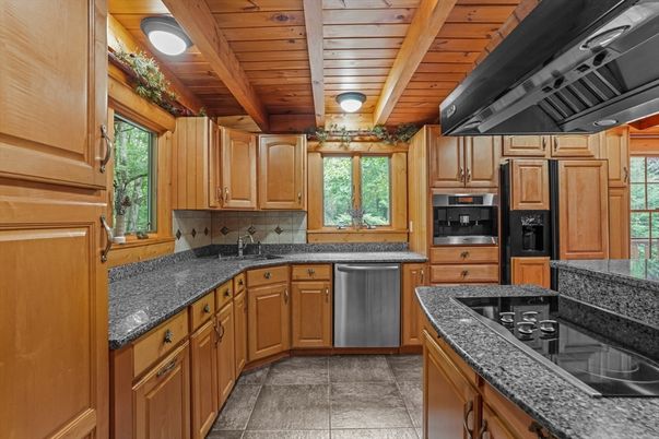 Interior, Kitchen, Stainless Steel Appliances, Wooden Beams, Wooden Ceilings