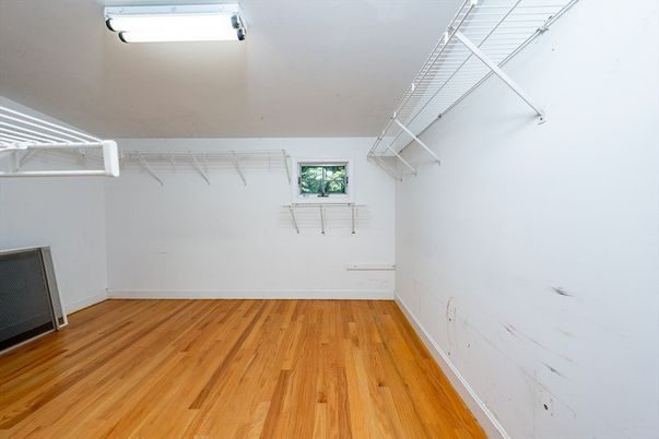 Empty room, Interior, Walk-in Closets, Wood Texture Flooring