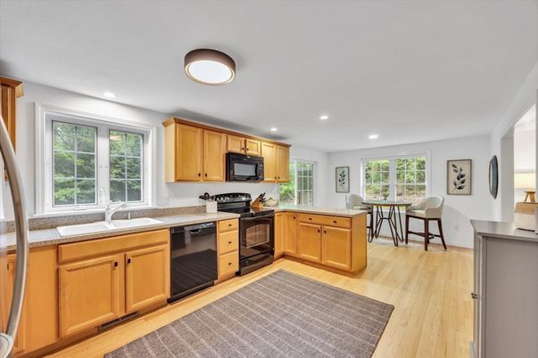 Dining room, Interior, Kitchen, Recessed Lighting, Wood Texture Flooring