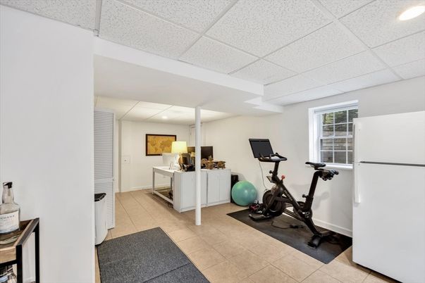 Fitness Equipment, Interior, Recessed Lighting