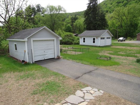 Backyard, Detached Garage, Exterior
