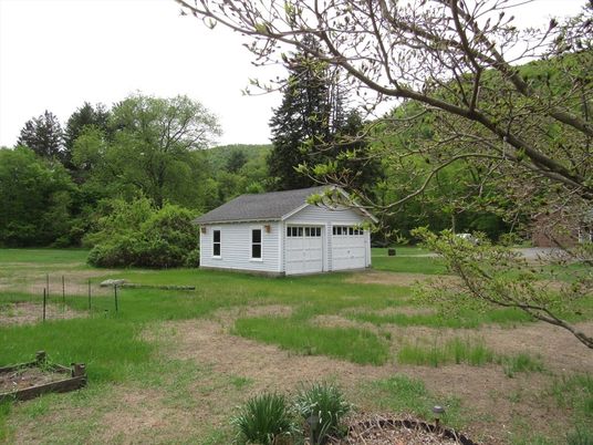Backyard, Detached Garage, Exterior
