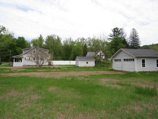 Backyard, Detached Garage, Exterior