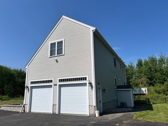 Detached Garage, Exterior