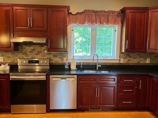 Interior, Kitchen, Stainless Steel Appliances, Wood Texture Flooring