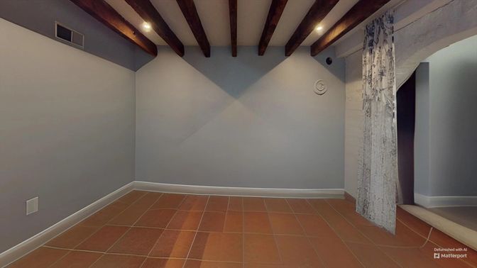 Empty room, Interior, Recessed Lighting, Wooden Beams