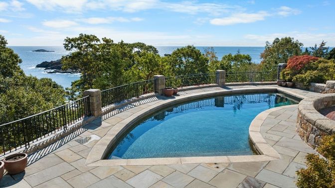 Exterior, Pool, Water