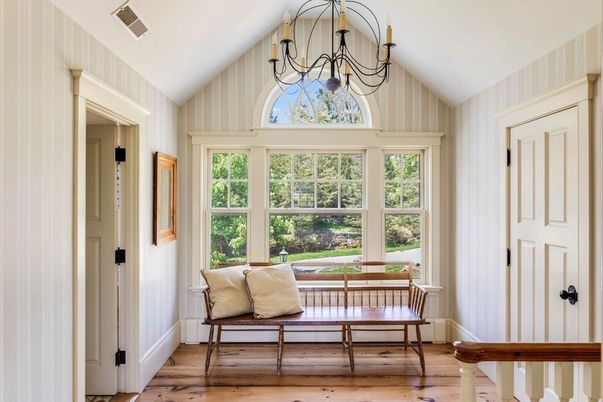 Chandelier, Interior, Wood Texture Flooring