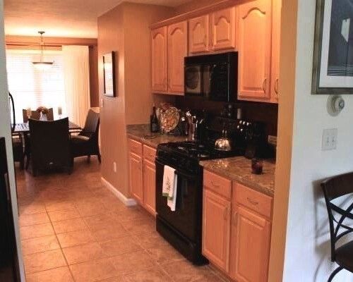 Dining room, Interior, Kitchen, Pendant Lights