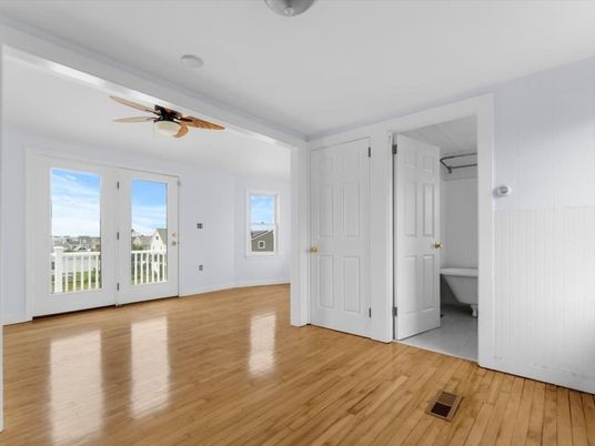 Bathroom, Empty room, Interior, Wood Texture Flooring