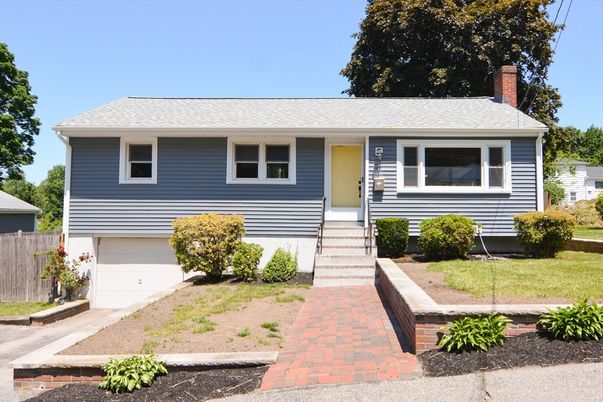 Attached, Exterior, Facade, Raised Ranch
