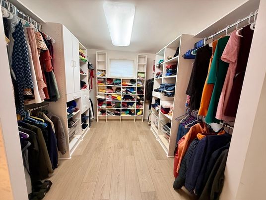 Interior, Walk-in Closets, Wood Texture Flooring