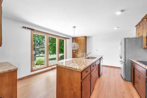 Chandelier, Interior, Kitchen, Pendant Lights, Recessed Lighting, Wood Texture Flooring