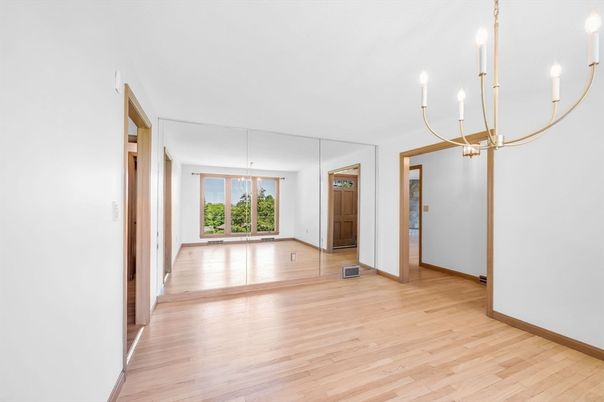 Chandelier, Empty room, Interior, Wood Texture Flooring