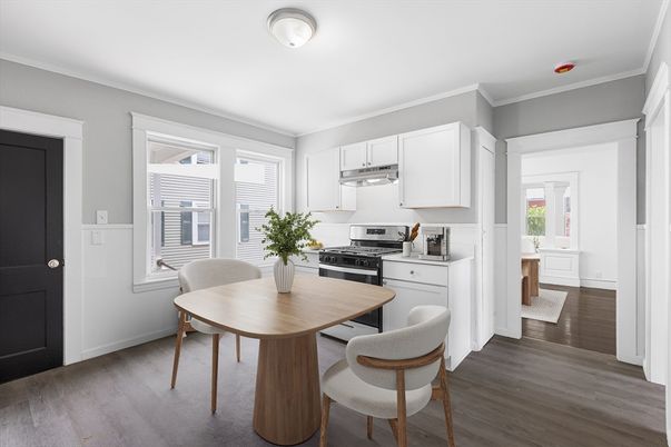 Dining room, Interior, Kitchen, Stainless Steel Appliances, Wood Texture Flooring