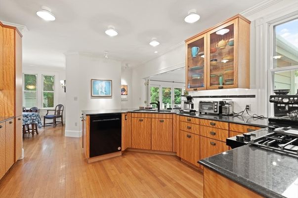 Dining room, Interior, Kitchen, Recessed Lighting, Wood Texture Flooring
