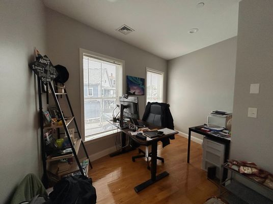 Home Office, Interior, Recessed Lighting, Wood Texture Flooring