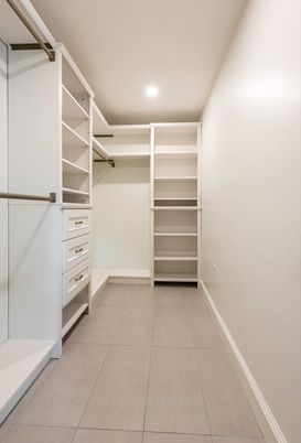 Interior, Recessed Lighting, Walk-in Closets
