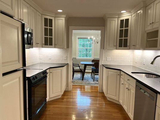 Dining room, Interior, Kitchen, Recessed Lighting, Wood Texture Flooring