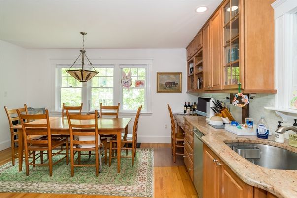 Dining room, Interior, Kitchen, Pendant Lights, Recessed Lighting, Wood Texture Flooring