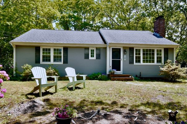 Exterior, Facade, Cape Cod