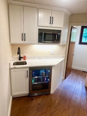 Fireplace, Interior, Kitchen, Wood Texture Flooring