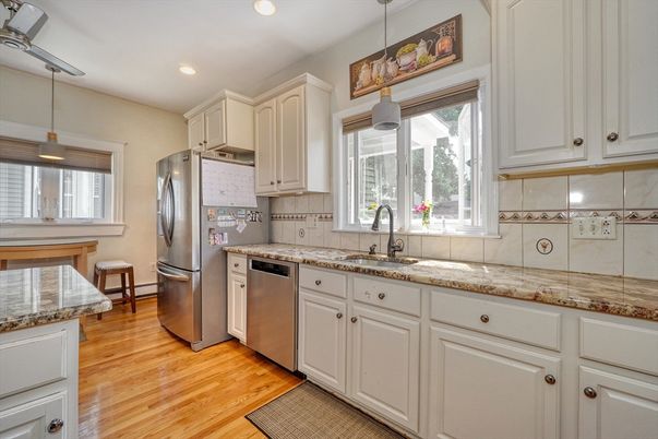 Interior, Kitchen, Pendant Lights, Recessed Lighting, Wood Texture Flooring