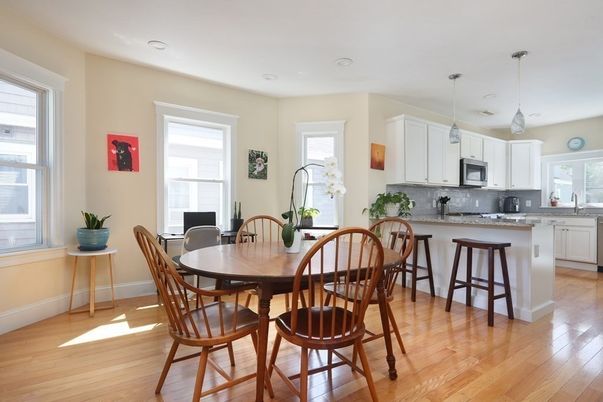 Dining room, Interior, Kitchen, Pendant Lights, Recessed Lighting, Wood Texture Flooring