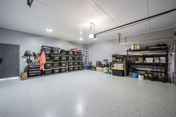 Garage, Interior