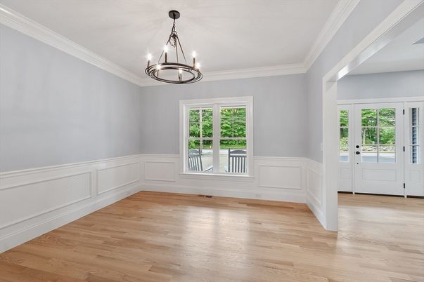Chandelier, Empty room, Interior, Pendant Lights, Wood Texture Flooring