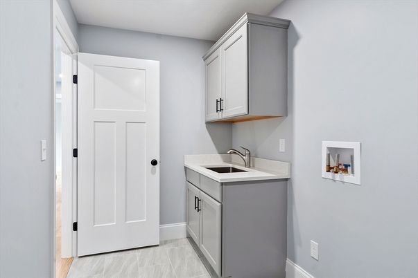 Interior, Washer