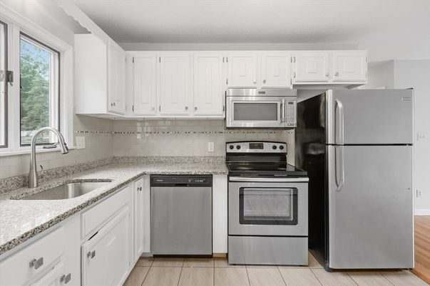 Interior, Kitchen, Stainless Steel Appliances