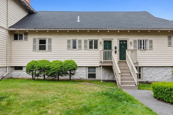 Exterior, Facade, Cape Cod