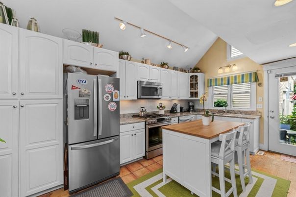 Interior, Kitchen, Stainless Steel Appliances