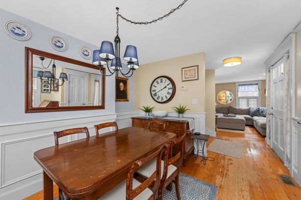 Chandelier, Dining room, Interior, Living room, Wood Texture Flooring