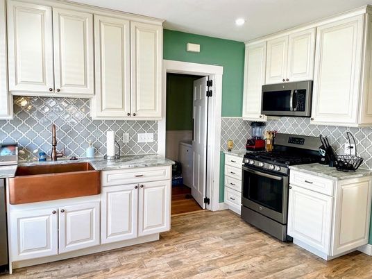 Interior, Kitchen, Recessed Lighting, Wood Texture Flooring