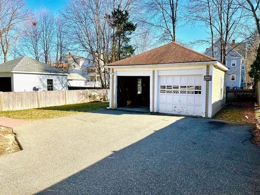 Backyard, Detached Garage, Exterior