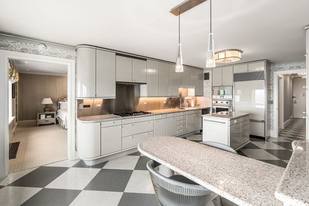 Bedroom, Interior, Kitchen, Pendant Lights, Stainless Steel Appliances