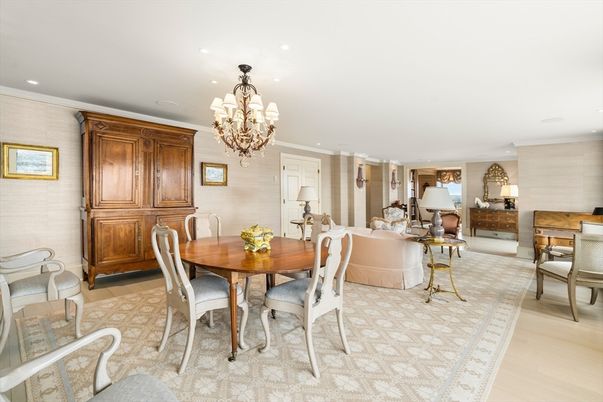Chandelier, Dining room, Interior, Living room, Recessed Lighting
