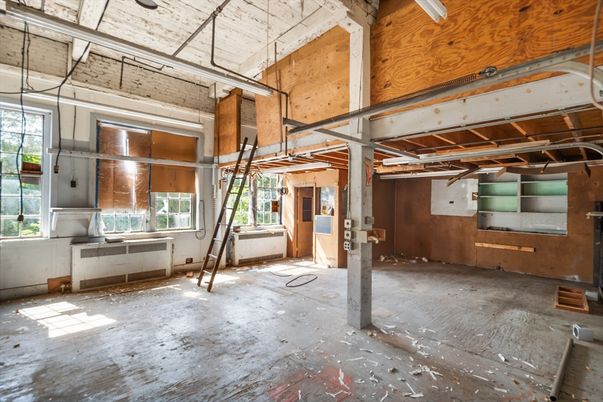 Interior, Wooden Beams