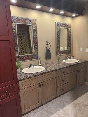 Bathroom, Dual Sink Vanities, Interior, Recessed Lighting